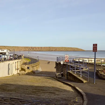 The Retreat Дом отдыха